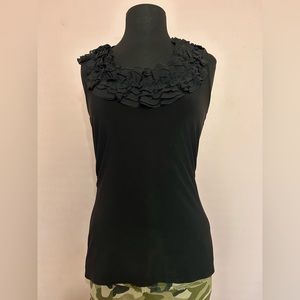 👠💄💋WHITE HOUSE BLACK MARKET RUFFLE NECK STRETCH TOP…Sz M…